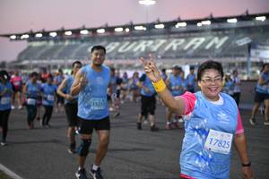 BIB: 51019, 520
                            <button type="button" onclick="openModal(10462132)" class="btn btn-primary btn-sm float-right btn-popup" data-toggle="modal" data-target=".modal-high-quality">
                        <i class="fas fa-shopping-cart"></i> Add to Cart
                    </button>
                                            <button type="button" onclick="isThisMe(10462132, true)" class="btn btn-success btn-sm float-right btn-popup btn-isme hidden" data-toggle="tooltip" data-placement="bottom" title="นี่คือรูปของคุณใช่ไหม คลิกที่นี่เพื่อเอาเข้าอัลบั้ม">
                        <i class="fas fa-plus"></i> Add to album
                    </button>
                    <button type="button" onclick="isThisMe(10462132, false)" class="btn btn-warning btn-sm float-right btn-popup btn-isnotme hidden">
                        <i class="fas fa-ban"></i> Remove from album
                    </button>